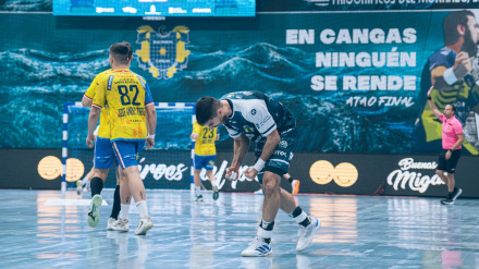 Santi López celebra la victoria de Cangas ante Ciudad Real