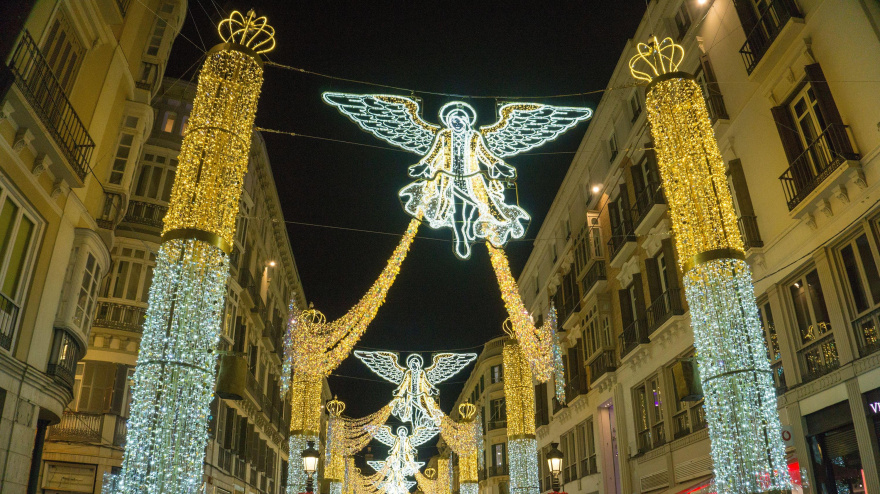 Imagen de recurso de luces de Navidad en la calle Marqués de Larios, en Málaga