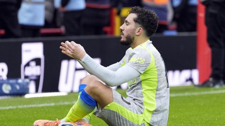 Rayan Cherki celebra su gol ante el Forest que dio el triunfo al Manchester City.