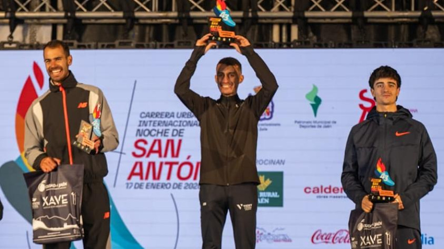 Abderrahmane Aferdi y Mekedes Alemeshete reinan en una Noche de San Antón de Jaén multitudinaria