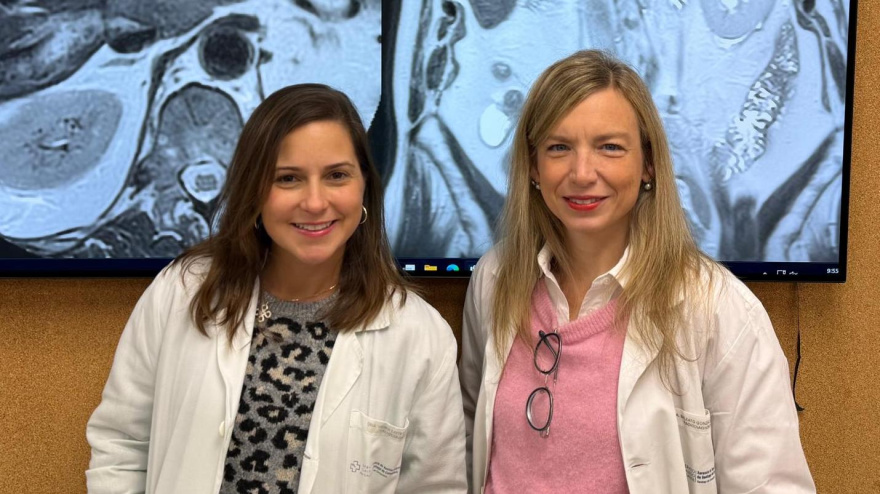 Cecilia Vieira y Sandra Baleato, radiólogas en el CHUS