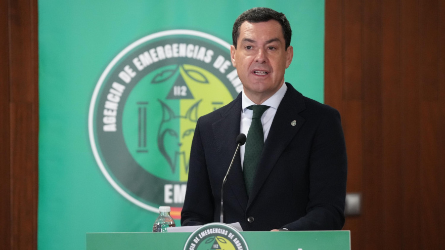 Juanma Moreno en Emergencias Andalucía