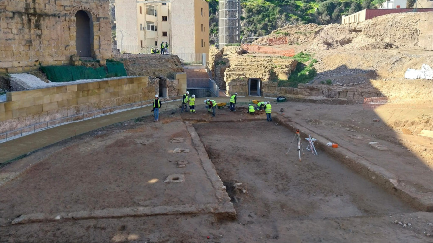 Trabajos en la fossa besstiaria