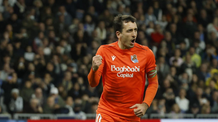 Oyarzabal celebra el 1-1 de la Real Sociedad contra el Real Madrid