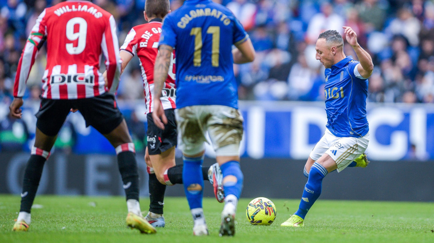 Cazorla ante el Athletic