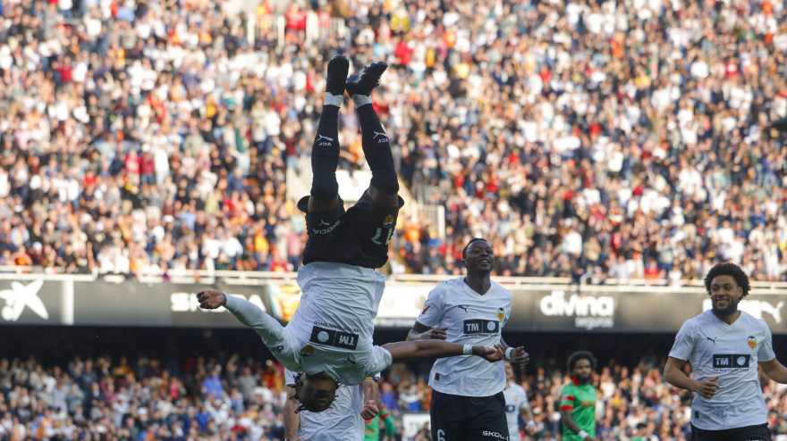 Ramazzani dio la victoria desde los once metros