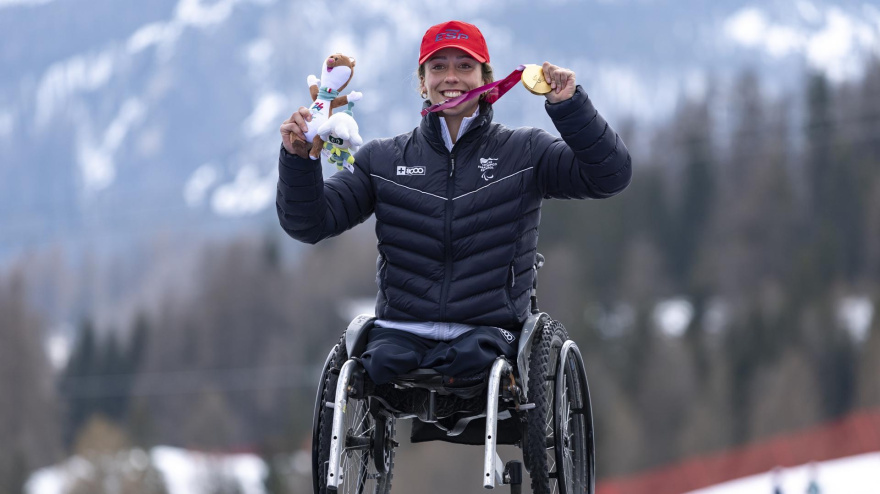 Audrey Pascual con su segunda medalla de oro de los Juegos Paralímpicos de Invierno de Milán Cortina 2026
