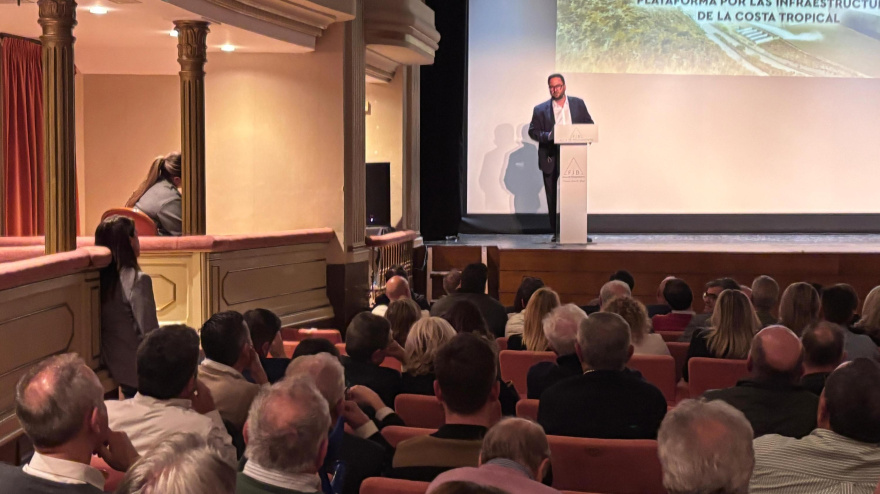 La Costa Tropical da un paso al frente y convoca la Mesa del Agua para exigir soluciones