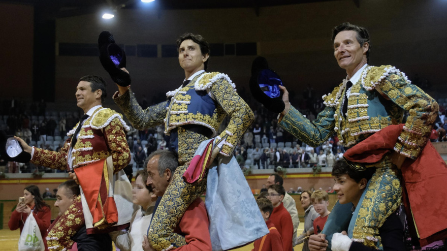 Manzanares, Roca Rey y Urdiales, a hombros este domingo en Arnedo