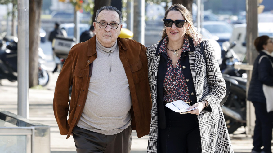 El exvicepresidente del Comité Técnico de Árbitros (CTA) José María Enríquez Negreira, a su llegada este martes al Instituto de Medicina Legal de Barcelona para someterse a un nuevo reconocimiento forense que su defensa solicitó alegando que ha empeorado su deterioro cognitivo desde que se lo exploró en 2023.