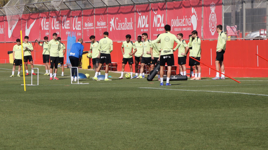 Un instante del entrenamiento de hoy en la Ciudad Deportiva Antonio Asensio