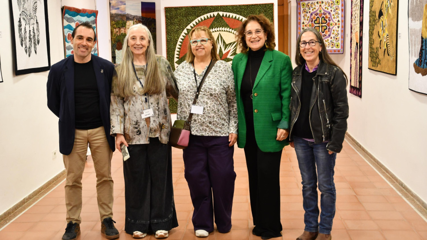El festival, que s’allargarà fins diumenge 22 de març, té el seu epicentre en una gran fira comercial al passeig de la Ribera.