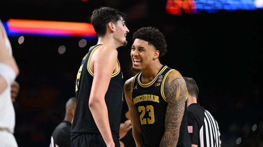 El español realizó un partido superlativo y metió en la final de la NCAA