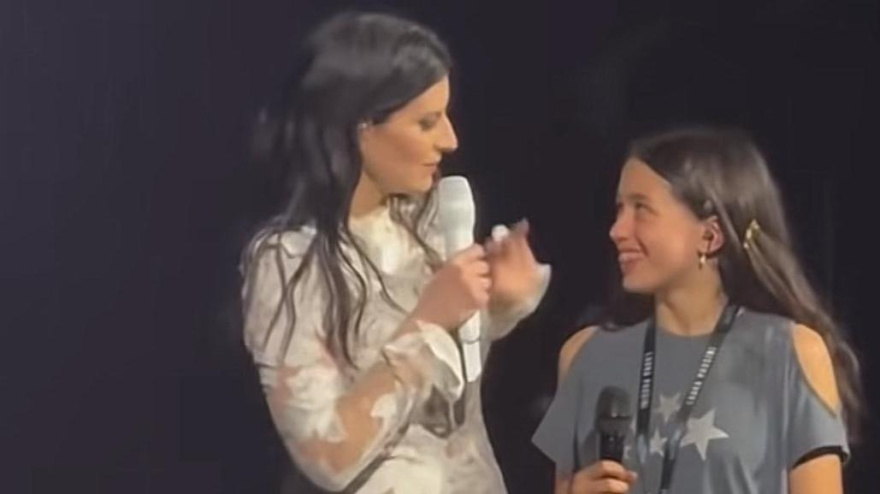 Laura Pausini y una fan de Ciudad Real