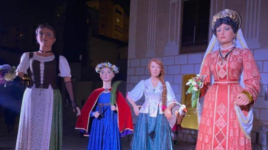 'Gegants' de la Colla Gegantera de Nou Barris de Barcelona.