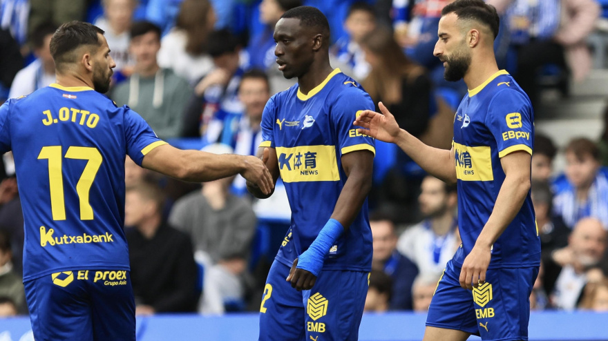 Diabaté celebra su gol, en el Real Sociedad - Alavés