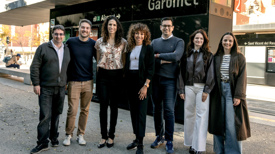 De izquierda a derecha: Pablo Martí Ciriquián, Luis Moreno Izquierdo, Erika Meléndez Oliva, Leticia Serrano Estrada, Álvaro Bernabeu Bautista, Mariana Huskinson, Aimée Torres Penalva, algunos de los investigadores que participan en el proyecto.