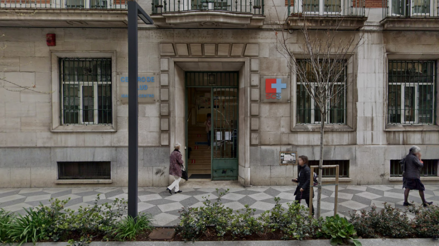 FACHADA CENTRO SALUD ISABEL 2 PORTADA