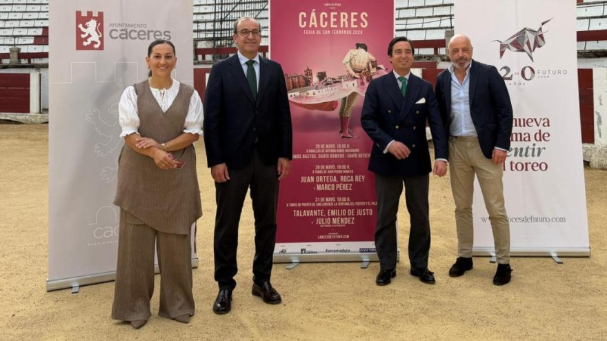 Presentación de los carteles de la Feria de San Fernando de Cáceres