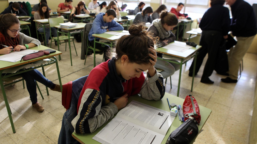 Imagen recurso de alumnos en clase