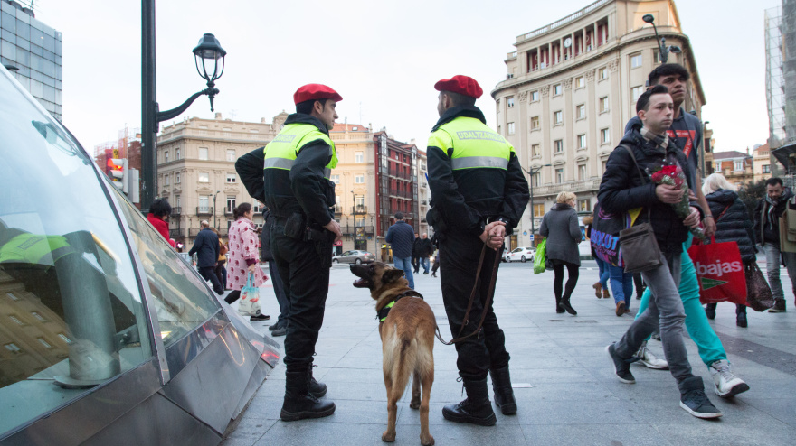 Policía Municipal de Bilbao, unidad canina
