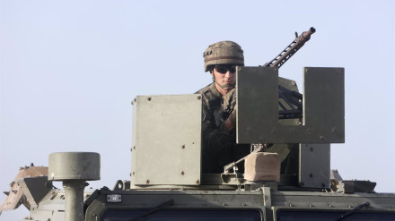 17/10/2023 Demostración del ejercicio MILEX-23, en una playa de la Base Naval de Rota, cuya fase LIVEX se desarrolla desde el 16 al 22 de octubre, a 17 de octubre del 2023 en  Rota (Cádiz, Andalucía, España). El objetivo del ejercicio Milex-23 es seguir mejorando la preparación militar de la Unión Europea para responder a conflictos y crisis exteriores. Consta de dos partes conectadas entre sí, cuya primera fase comenzó el 18 de septiembre y finalizó el 6 de octubre. Durante esas semanas se ha puesto a prueba el proceso de planificación militar a nivel estratégico y operacional.
POLITICA 
Nacho Frade - Europa Press