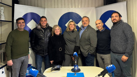 La presidenta de la Diputación, Marta Barrachina, ha visitado los estudios de COPE Castellón