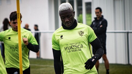 Soko no aclara su futuro en el Huesca