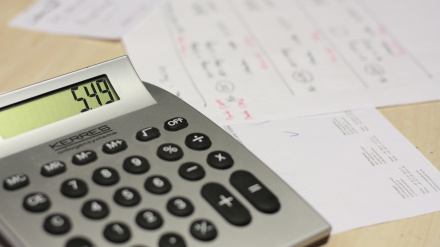 Calculando los gastos de la factura de la luz