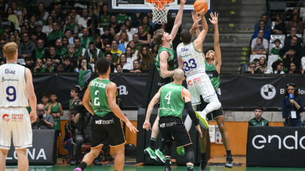 En la primera vuelta, Unicaja, consiguió la victoria en Badalona