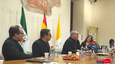 Encuentro del Arzobispo con los medios de comunicación