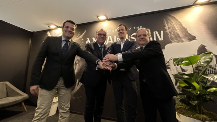 Foto tras el acuerdo