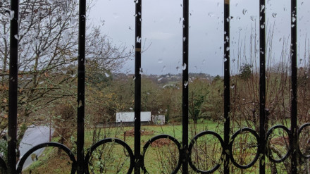 Una tormenta con aparato eléctrico y granizo descargó a primera hora de la mañana sobre la ciudad de Lugo