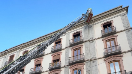 Cambio de lámparas en Puerta Real