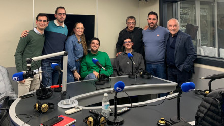 Armando Ortiz en los estudios de COPE, junto al equipo de Cruz de Guía y Ángel Aguilera, Hermano Mayor de la Cofradía del Trabajo