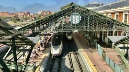 Un pasajero de un tren con destino a Madrid explica en COPE los retrasos de casi una hora que ha sufrido
