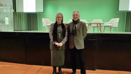 Técnicos y expertos se dan cita en la Diputación para analizar el futuro del alumbrado solar.El Salón de Actos de la Diputación de Córdoba se ha convertido este miércoles en foro de debate sobre el alumbrado solar, gracias a una jornada organizada por la Agencia Provincial de la Energía y el Comité Español de Iluminación, en la que han participado técnicos de ayuntamientos y diputaciones, así como expertos y profesionales de esta materia.POLITICA ANDALUCÍA ESPAÑA EUROPA CÓRDOBA SOCIEDAD