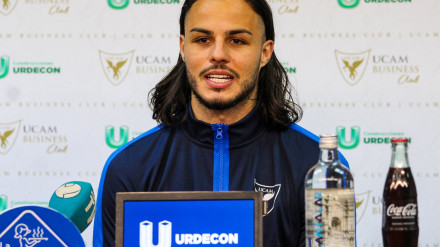 UCAM CF presenta a Rubén del Campo