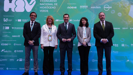 Juanma Moreno, presidente de la Junta de Andalucía, en el II Congreso Nacional de Hidrógeno Verde