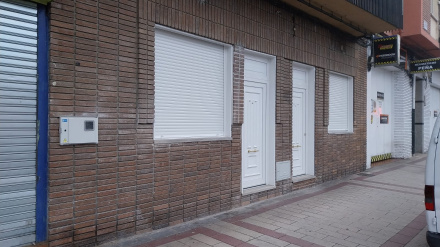 Transformación de varios locales comerciales en el barrio de La Victoria de Valladolid en viviendas