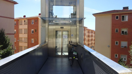 Enrique Maya, arquitecto municipal, habla sobre los ascensores urbanos de Pamplona