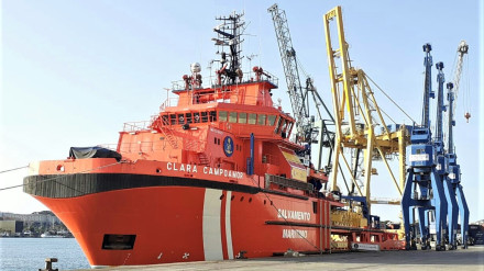 Buque Clara Campoamor atracado en Cartagena