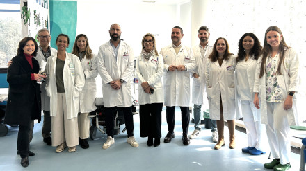 Participantes en la inauguración del nuevo Hospital de Día de Pediatría, en el Hospital Naval