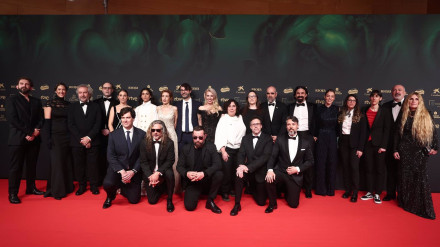 El equipo de 'La Infiltrada' posa en la alfombra roja de la 39º edición de los Premios Goya