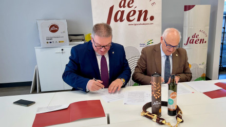 La Buena Mesa España y el Consejo Regulador de la IGP Aceite de Jaén estrechan lazos para impulsar el consumo de AOVE en la restauración