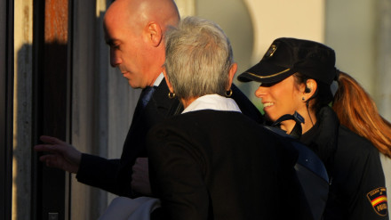 El expresidente de la RFEF entra en los juzgados durante uno de los días del proceso.