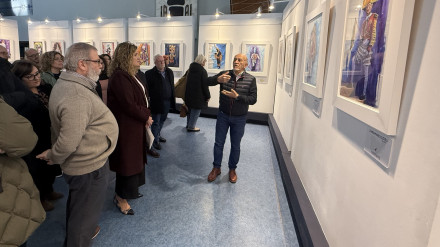 El autor explicó el significado de cada uno de los trajes que aparecen en los cuadros