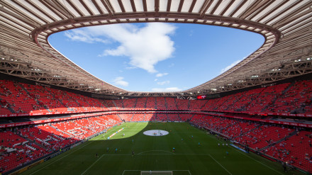Un futbolista vasco se retira tras más de 10 años en activo y la lección que le dio su abuelo antes de morir marca su adiós