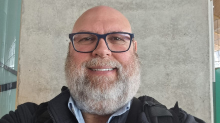 Huelva Espejo Local 210225