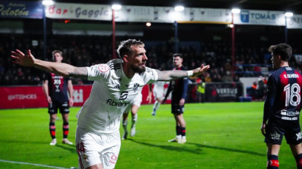 Esteban Saveljic, defensa del Real Murcia